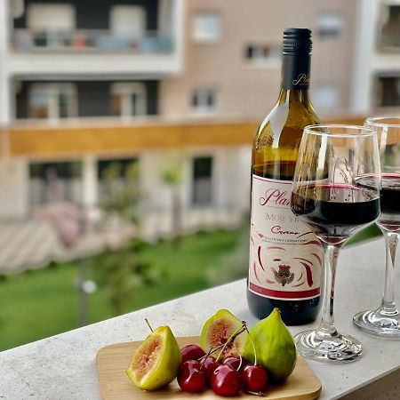 Olive Square Apartment Budva Buitenkant foto