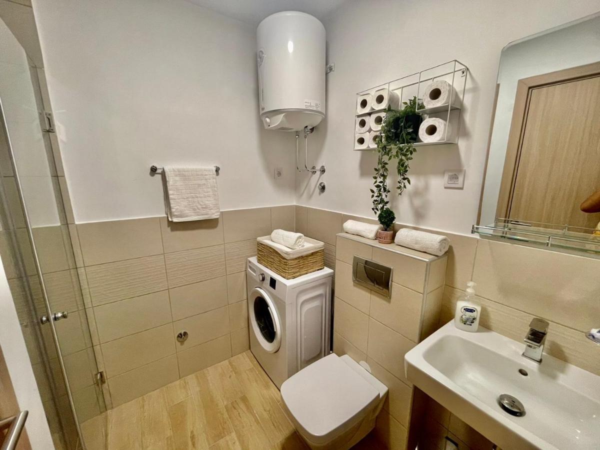 Olive Square Apartment Budva Buitenkant foto