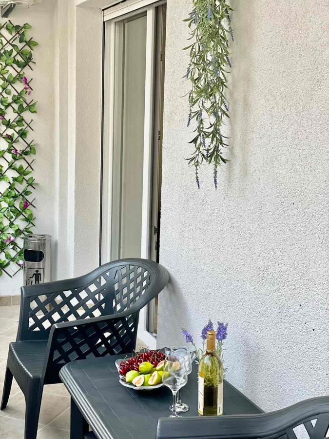 Olive Square Apartment Budva Buitenkant foto